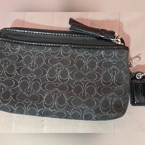 Coach Signature Doubke Zip Black Silver Wristlet With Hangtag